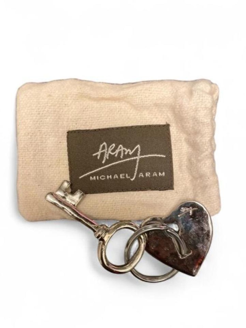 Michael Aram Key to My Heart Keychain & Dust Bag - Picture 4 of 5